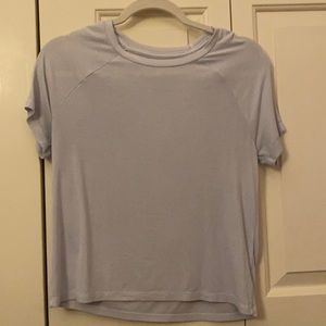 American Eagle t shirt